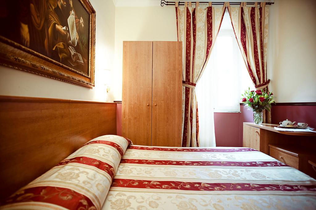 Hotel Saturnia Roma Quarto foto