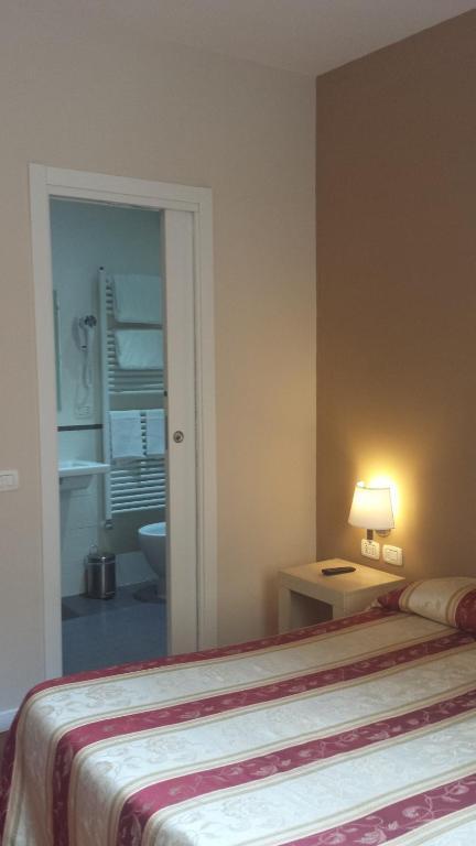 Hotel Saturnia Roma Exterior foto